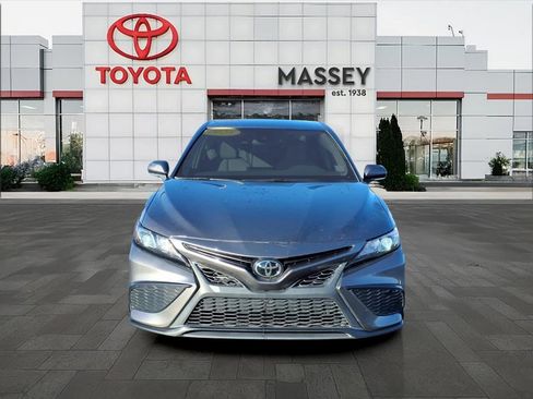Used 2023 Toyota Camry SE image 8
