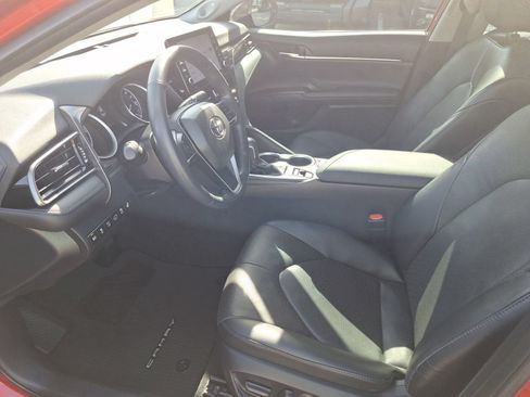 Used 2023 Toyota Camry XLE w/ Navigation Package FWD image 14
