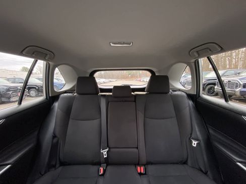 Used 2021 Toyota RAV4 LE image 33