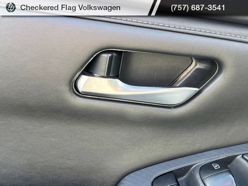 Used 2024 Nissan Sentra SV FWD image 14
