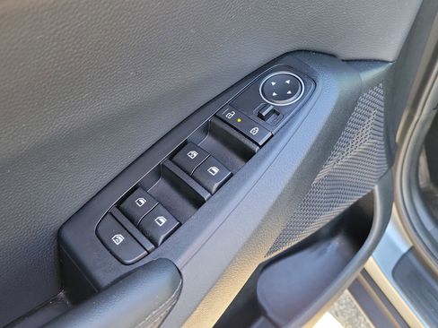 Used 2025 Kia Seltos S FWD image 18