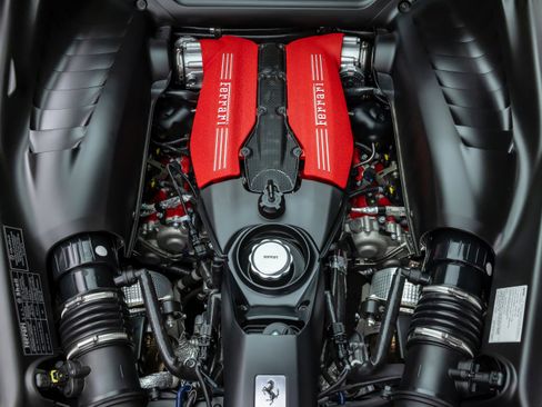 Certified 2018 Ferrari 488 GTB image 38