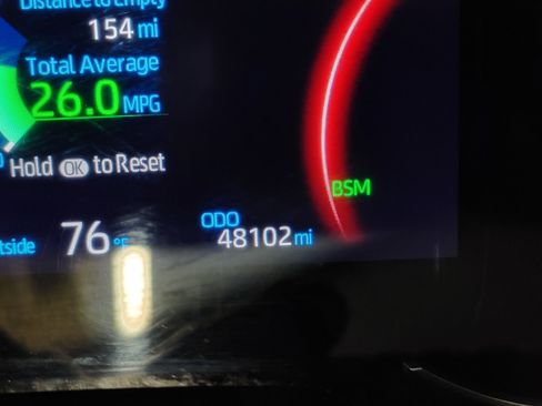 Used 2021 Toyota RAV4 Limited image 2