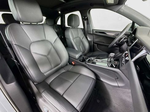 New 2026 Porsche Macan AWD/4WD image 29