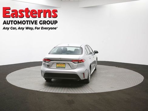 Used 2023 Toyota Corolla LE image 36