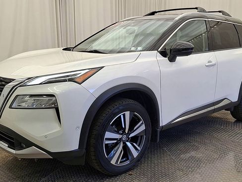 Used 2021 Nissan Rogue Platinum image 7