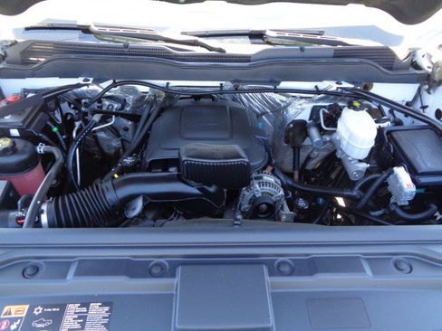 Used 2017 Chevrolet Silverado 2500 W/T AWD/4WD image 10