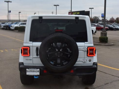 Used 2023 Jeep Wrangler Unlimited Sahara w/ Cold Weather Group image 6