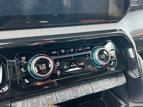 New 2026 GMC Sierra 2500 AT4 w/ AT4 Premium Plus Package image 15