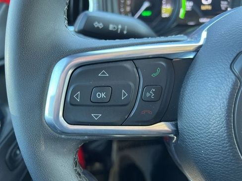 Certified 2025 Jeep Wrangler Unlimited Sahara AWD/4WD image 18