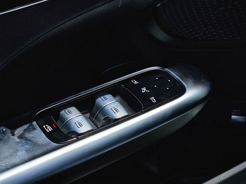 New 2026 Mercedes-Benz C 300 4MATIC Sedan image 16