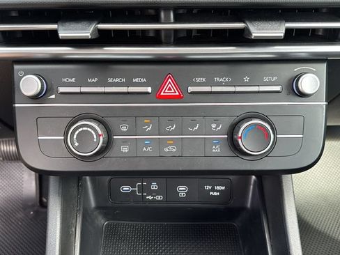 Used 2025 Hyundai Tucson SE FWD image 27