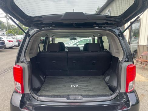 Used 2012 Scion xB FWD image 8