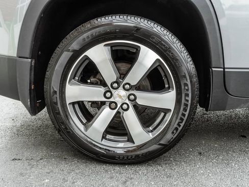 Used 2018 Chevrolet Traverse LT AWD/4WD image 25