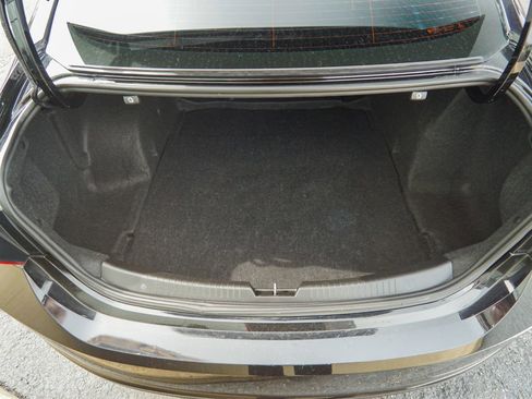 Used 2021 Chevrolet Malibu LT image 10