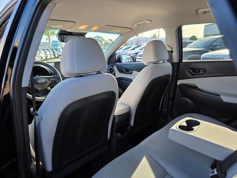 Used 2023 Hyundai Kona SEL image 17