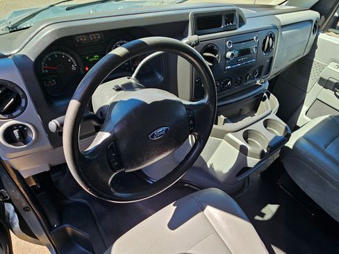 Used 2012 Ford E-150 and Econoline 150 Wagon w/ PWR Windows & Locks Group RWD image 13
