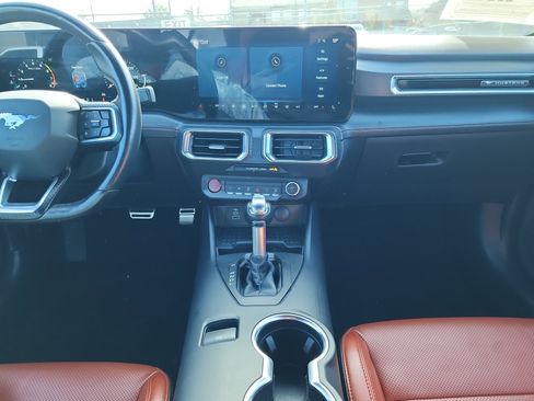 Used 2024 Ford Mustang Premium image 21