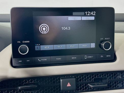 Certified 2024 Honda HR-V LX image 14