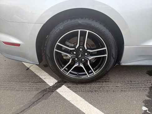 Used 2018 Ford Mustang GT image 8