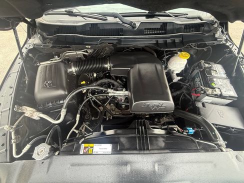 Used 2019 RAM 1500 Express image 11