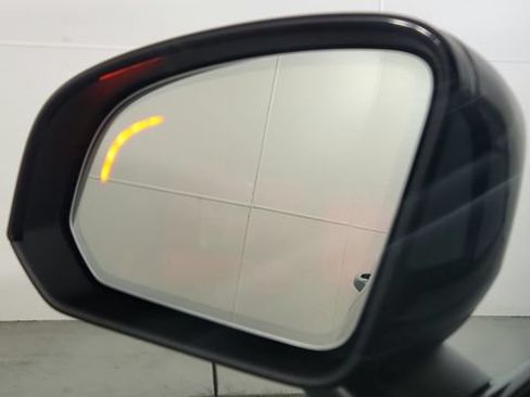 Certified 2026 Volvo XC40 B5 Plus w/ Protection Package Premier AWD/4WD image 29