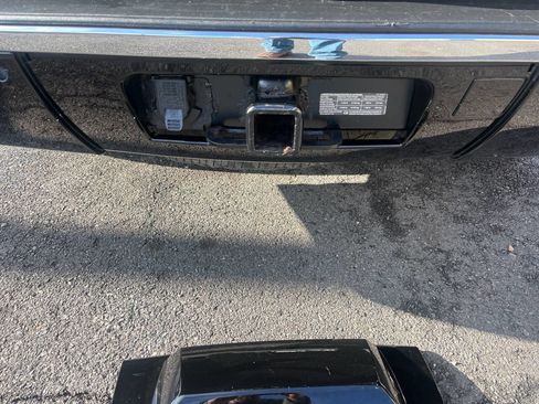 Used 2010 GMC Yukon Denali image 13