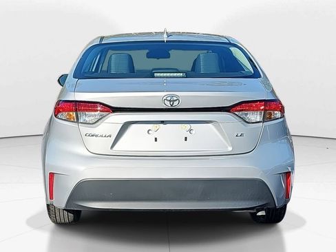 Used 2024 Toyota Corolla LE image 6