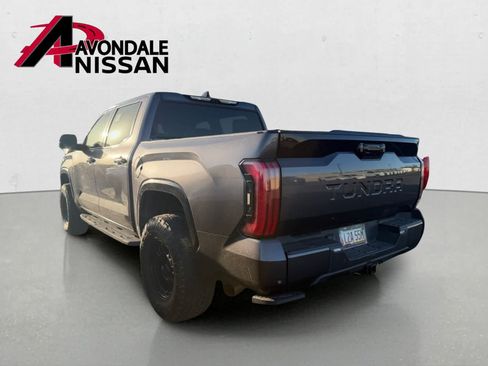 Used 2022 Toyota Tundra Platinum AWD/4WD image 3