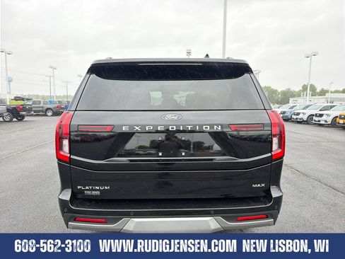 Used 2026 Ford Expedition Max Platinum AWD/4WD image 4