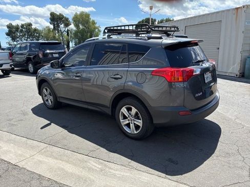 Used 2015 Toyota RAV4 XLE FWD image 3