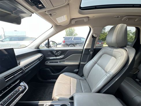 Used 2024 Lincoln Corsair Grand Touring w/ Equipment Group 301A image 11