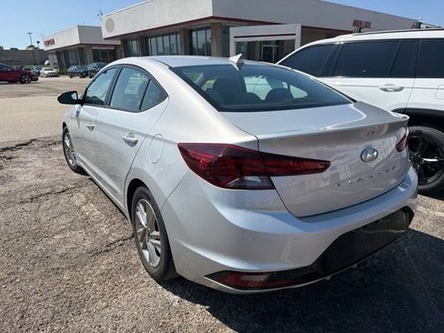 Used 2019 Hyundai Elantra Value Edition FWD image 3