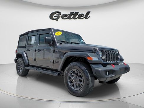 Used 2024 Jeep Wrangler Unlimited Sport AWD/4WD image 3