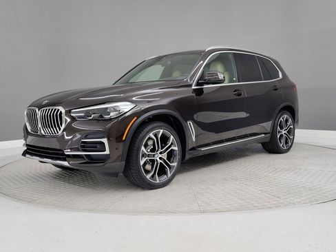 Used 2022 BMW X5 sDrive40i w/ Parking Assistance Package image 36