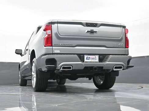 New 2026 Chevrolet Silverado 1500 High Country AWD/4WD image 46