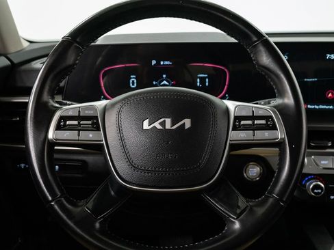 Used 2023 Kia Telluride LX image 12