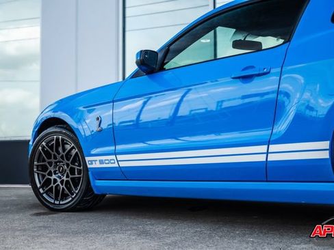 Used 2013 Ford Mustang Shelby GT500 RWD image 26
