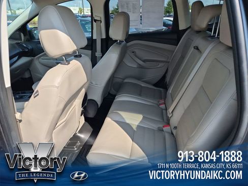 Used 2017 Ford Escape Titanium AWD/4WD image 24