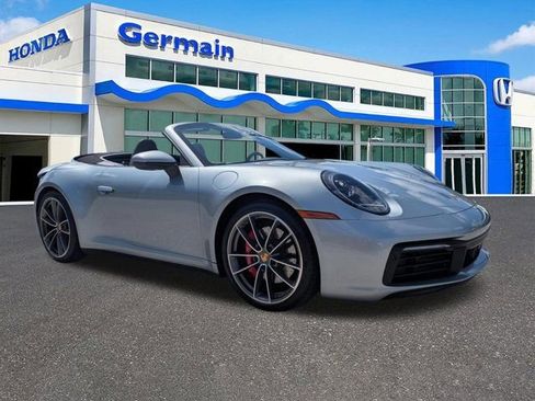 Used 2020 Porsche 911 Carrera S RWD image 3
