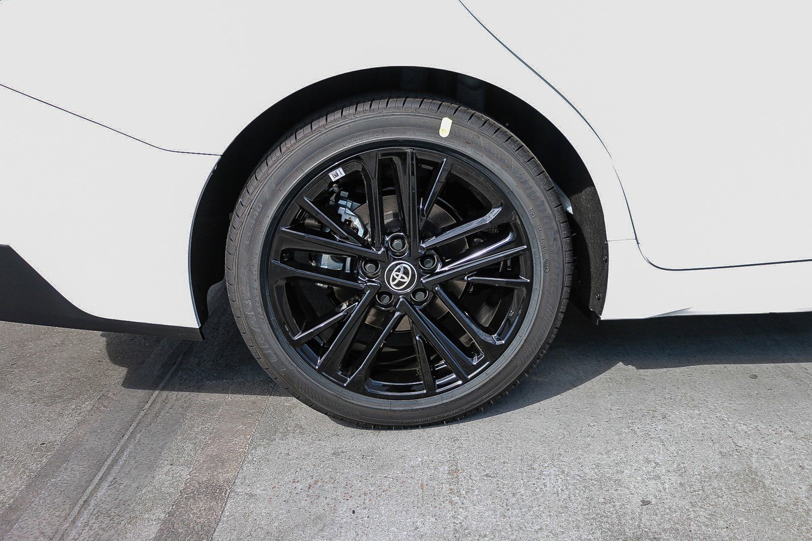 New 2026 Toyota Camry SE FWD image 11