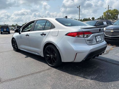 Used 2020 Toyota Corolla SE FWD image 3