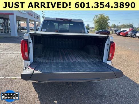 Used 2023 GMC Sierra 1500 Denali w/ Technology Package image 6