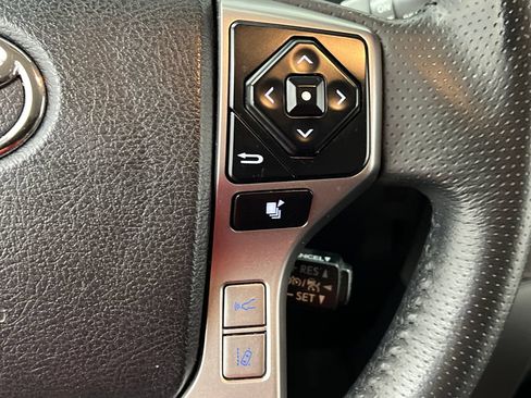 Used 2024 Toyota 4Runner SR5 RWD image 57