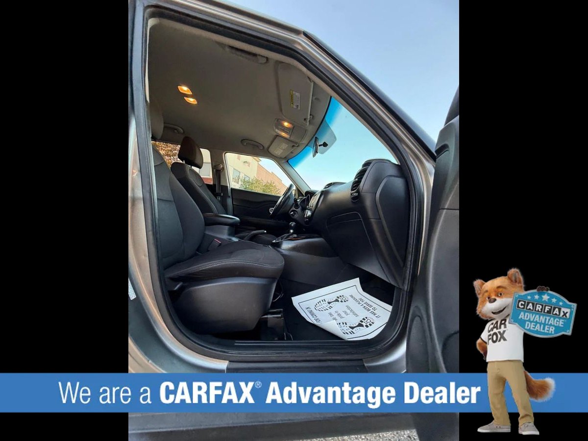 Used 2018 Kia Soul FWD image 29