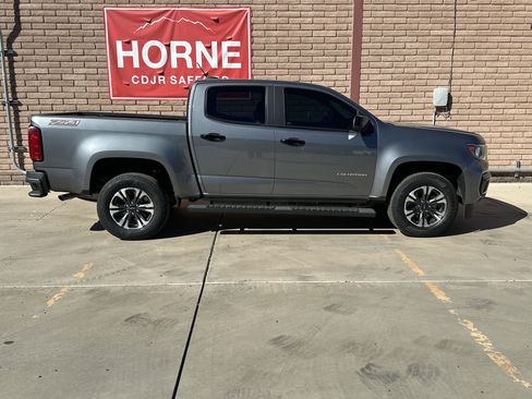 Used 2022 Chevrolet Colorado Z71 image 5