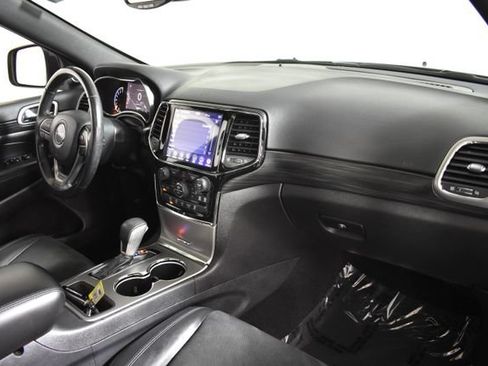 Used 2019 Jeep Grand Cherokee Altitude AWD/4WD image 38