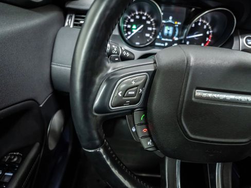 Used 2018 Land Rover Range Rover Evoque Landmark Edition image 25