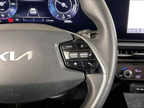 Used 2024 Kia Niro Wind FWD image 19