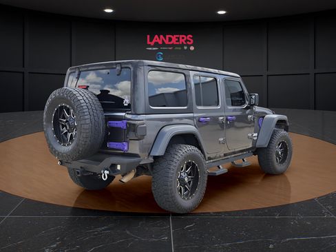 Used 2018 Jeep Wrangler Unlimited Sport S AWD/4WD image 4